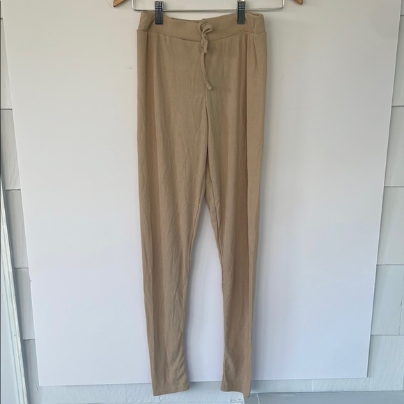 PrettyLittleThing Ribbed Tan Legging Pants with Elastic Waistband Size 6 - Picture 6 of 17
